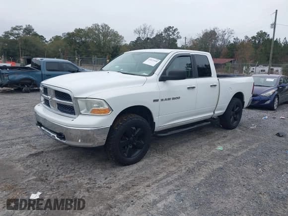 ✅ 2011 Ram 1500 ST • VIN: 1D7RV1GT3BS636102 • Lot: 43871910. Listed on IAAI with 140,865 mi. Free auction sales archive from the USA and detailed vehicle history report at DreamBid. Image 2.