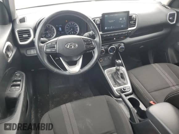 ✅ 2021 Hyundai Venue SEL • VIN: KMHRC8A32MU125470 • Lot: 51409525. Listed on Copart with 61,516 mi. Free auction sales archive from the USA and detailed vehicle history report at DreamBid. Image 8.