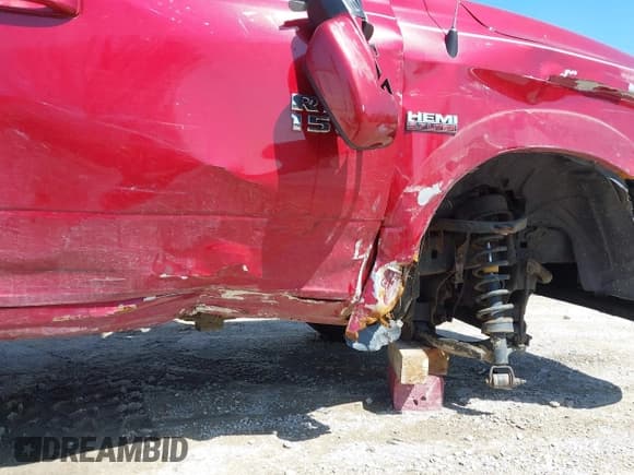 ✅ 2014 Ram 1500 Sport • VIN: 1C6RR7HTXES295695 • Лот: 41987164. Опубликован ранее на IAAI с пробегом 81 823 миль. Бесплатный доступ к архиву аукционных продаж из США и подробный отчёт об истории автомобиля на DreamBid. Изображение 17.