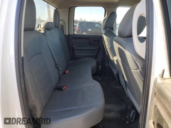 2019 Ram 1500 Express with VIN 1C6RR7FG6KS606055, listed as a Copart auction lot 86802704 with 260,080 mi miles and Salvage title. Bid and sale history available at DreamBid. Image 10.