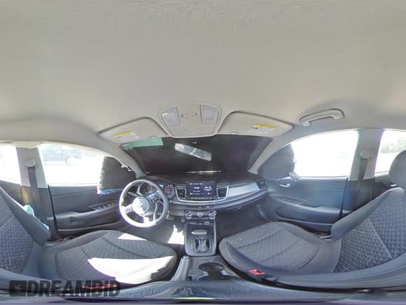 ✅ 2021 Kia Rio S • VIN: 3KPA25AD9ME379199 • Lot: 82406635. Wystawiony na Copart z przebiegiem 71 269 mil. Bezpłatny archiwum sprzedaży aukcyjnych z USA i szczegółowy raport historii pojazdu na DreamBid. Zdjęcie 14.