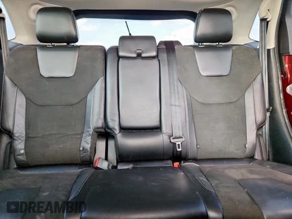 ✅ 2017 Ford Edge Sport • VIN: 2FMPK4AP3HBC21691 • Lot: 92956995. Wystawiony na Copart z przebiegiem 137 839 mil. Bezpłatny archiwum sprzedaży aukcyjnych z USA i szczegółowy raport historii pojazdu na DreamBid. Zdjęcie 10.