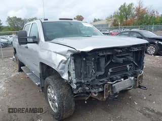 ✅ 2015 Chevrolet Silverado 2500HD LT • VIN: 1GC1KVE87FF107708 • Lot: 43293267. Listed on IAAI with 179,538 mi. Free auction sales archive from the USA and detailed vehicle history report at DreamBid. Image 1.