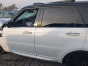✅ 2022 Land Rover Range Rover Sport Autobiography • VIN: SALWV2SE4NA219957 • Лот: 41475149. Опубликован ранее на IAAI с пробегом 38 016 миль. Бесплатный доступ к архиву аукционных продаж из США и подробный отчёт об истории автомобиля на DreamBid. Изображение 13.