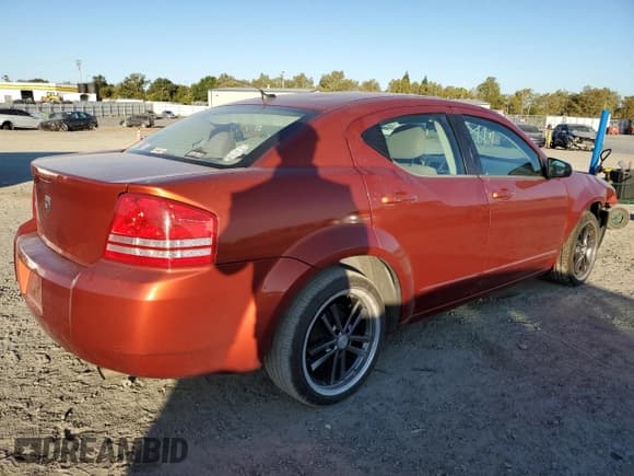 ✅ 2008 Dodge Avenger SE • VIN: 1B3LC46K08N597848 • Лот: 66919944. Опубликован ранее на Copart с пробегом 179 671 миль. Бесплатный доступ к архиву аукционных продаж из США и подробный отчёт об истории автомобиля на DreamBid. Изображение 3.