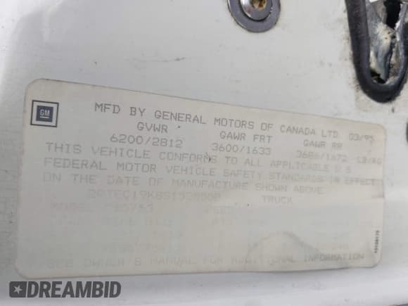 ✅ 1995 GMC Sierra 1500 • VIN: 2GTEC19K8S1538508 • Lot: 43552702. Wystawiony na IAAI z przebiegiem 225 282 mil. Bezpłatny archiwum sprzedaży aukcyjnych z USA i szczegółowy raport historii pojazdu na DreamBid. Zdjęcie 9.