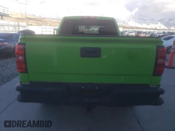 ✅ 2018 Chevrolet Silverado 1500 LS • VIN: 3GCUKNEC5JG361572 • Лот: 82684064. Опубликован ранее на Copart с пробегом 133 422 миль. Бесплатный доступ к архиву аукционных продаж из США и подробный отчёт об истории автомобиля на DreamBid. Изображение 6.