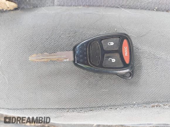 ✅ 2006 Dodge Dakota SLT • VIN: 1D7HW48N06S605938 • Lot: 41669424. Listed on IAAI with 193,069 mi. Free auction sales archive from the USA and detailed vehicle history report at DreamBid. Image 11.