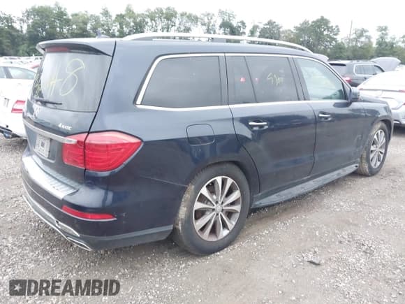 ✅ 2016 Mercedes-Benz GL 450 • VIN: 4JGDF6EE7GA708074 • Lot: 43177814. Listed on IAAI with Not provided. Free auction sales archive from the USA and detailed vehicle history report at DreamBid. Image 4.