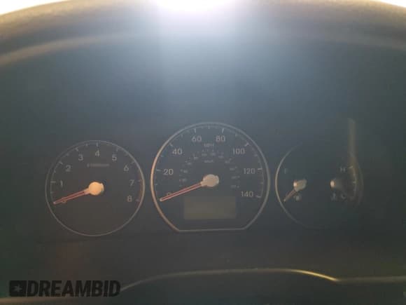 ✅ 2011 Hyundai Santa Fe GLS • VIN: 5XYZGDAB6BG073980 • Лот: 90476085. Опубликован ранее на Copart с пробегом Не указан. Бесплатный доступ к архиву аукционных продаж из США и подробный отчёт об истории автомобиля на DreamBid. Изображение 9.