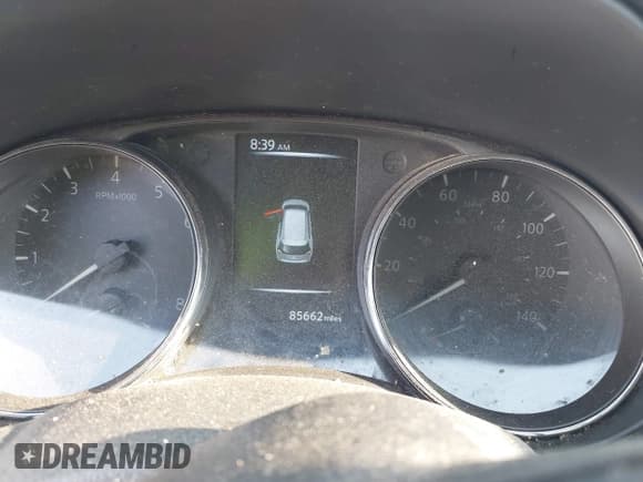 ✅ 2017 Nissan Rogue S • VIN: 5N1AT2MT4HC822480 • Lot: 43031038. Wystawiony na IAAI z przebiegiem 85 662 mil. Bezpłatny archiwum sprzedaży aukcyjnych z USA i szczegółowy raport historii pojazdu na DreamBid. Zdjęcie 7.