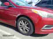 2016 Hyundai Sonata 2.4L z VIN 5NPE24AF4GH400781, wystawiony jako IAAI lot #43095554 z przebiegiem 170 365 mil mil oraz . Historia ofert i sprzedaży dostępna na DreamBid. Obrazek 17.