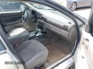 ✅ 2005 Chrysler Sebring • VIN: 1C3EL46XX5N691416 • Lot: 42685573. Listed on IAAI with 197,947 mi. Free auction sales archive from the USA and detailed vehicle history report at DreamBid. Image 5.