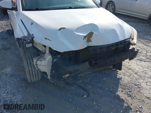 ✅ 2017 Hyundai Elantra Limited • VIN: 5NPD84LF7HH120281 • Lot: 43758498. Listed on IAAI with 188,618 mi. Free auction sales archive from the USA and detailed vehicle history report at DreamBid. Image 6.