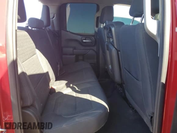 ✅ 2019 Chevrolet Silverado 1500 LT • VIN: 1GCRWCEDXKZ351645 • Lot: 71639124. Wystawiony na Copart z przebiegiem 29 393 mil. Bezpłatny archiwum sprzedaży aukcyjnych z USA i szczegółowy raport historii pojazdu na DreamBid. Zdjęcie 10.