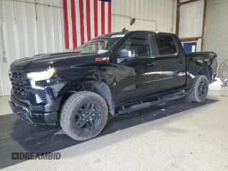 ✅ 2022 Chevrolet Silverado 1500 LT Trail Boss • VIN: 3GCUDFED8NG680074 • Lot: 71748355. Wystawiony na Copart z przebiegiem 35 803 mil. Bezpłatny archiwum sprzedaży aukcyjnych z USA i szczegółowy raport historii pojazdu na DreamBid. Zdjęcie 1.