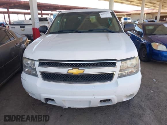 ✅ 2012 Chevrolet Tahoe Commercial • VIN: 1GNLC2E06CR265571 • Lot: 42122365. Wystawiony na IAAI z przebiegiem 180 851 mil. Bezpłatny archiwum sprzedaży aukcyjnych z USA i szczegółowy raport historii pojazdu na DreamBid. Zdjęcie 12.