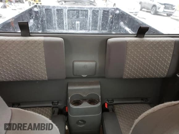 ✅ 2004 GMC Canyon SLE Z71 • VIN: 1GTDT196148181705 • Лот: 86918644. Опубликован ранее на Copart с пробегом 184 364 миль. Бесплатный доступ к архиву аукционных продаж из США и подробный отчёт об истории автомобиля на DreamBid. Изображение 10.