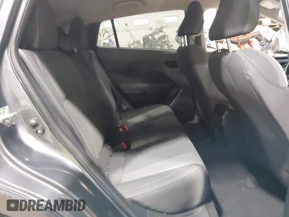 ✅ 2024 Subaru Crosstrek • VIN: JF2GUABC7R8216119 • Lot: 42311355. Listed on IAAI with 32,301 mi. Free auction sales archive from the USA and detailed vehicle history report at DreamBid. Image 8.