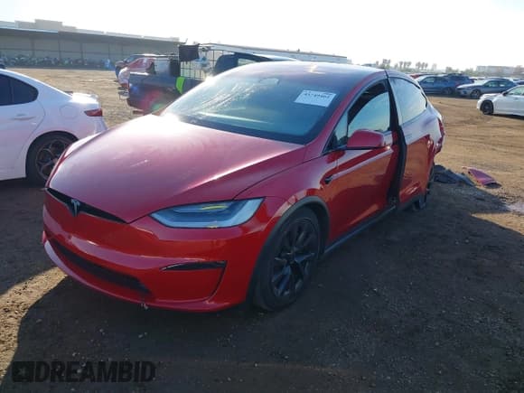 ✅ 2023 Tesla Model X • VIN: 7SAXCAE54PF374805 • Lot: 43749462. Wystawiony na IAAI z przebiegiem 27 509 mil. Bezpłatny archiwum sprzedaży aukcyjnych z USA i szczegółowy raport historii pojazdu na DreamBid. Zdjęcie 18.