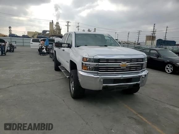 ✅ 2018 Chevrolet Silverado 2500HD Work Truck • VIN: 1GC1KUEG5JF127434 • Лот: 91514585. Опубликован ранее на Copart с пробегом 182 699 миль. Бесплатный доступ к архиву аукционных продаж из США и подробный отчёт об истории автомобиля на DreamBid. Изображение 13.
