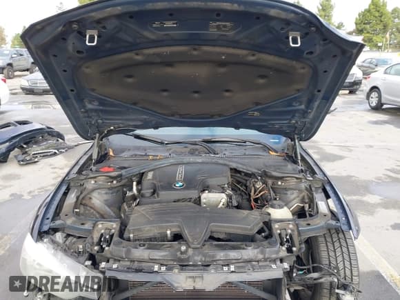 ✅ 2014 BMW 3 Series 328i xDrive • VIN: WBA3G7C54EKN36564 • Лот: 43726260. Опубликован ранее на IAAI с пробегом 160 145 миль. Бесплатный доступ к архиву аукционных продаж из США и подробный отчёт об истории автомобиля на DreamBid. Изображение 10.