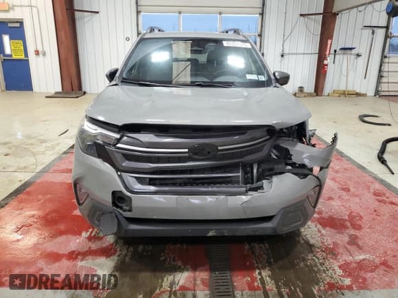 ✅ 2025 Subaru Forester Premium • VIN: JF2SLDDC1SH411358 • Лот: 92867475. Опубликован ранее на Copart с пробегом 15 699 миль. Бесплатный доступ к архиву аукционных продаж из США и подробный отчёт об истории автомобиля на DreamBid. Изображение 5.