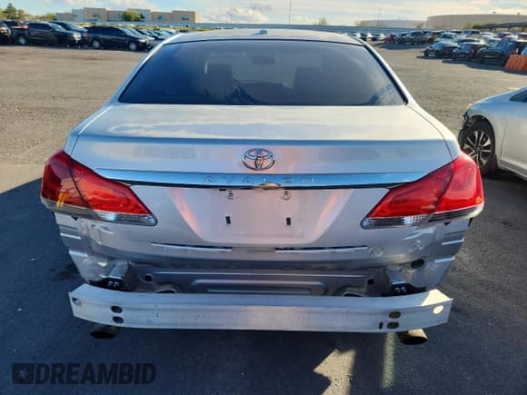 ✅ 2012 Toyota Avalon • VIN: 4T1BK3DB8CU453534 • Lot: 92745995. Wystawiony na Copart z przebiegiem 204 306 mil. Bezpłatny archiwum sprzedaży aukcyjnych z USA i szczegółowy raport historii pojazdu na DreamBid. Zdjęcie 6.