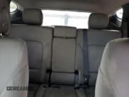 ✅ 2017 Hyundai Santa Fe 2.4L • VIN: 5XYZU3LB8HG430441 • Лот: 90529985. Опубликован ранее на Copart с пробегом 175 071 миль. Бесплатный доступ к архиву аукционных продаж из США и подробный отчёт об истории автомобиля на DreamBid. Изображение 10.