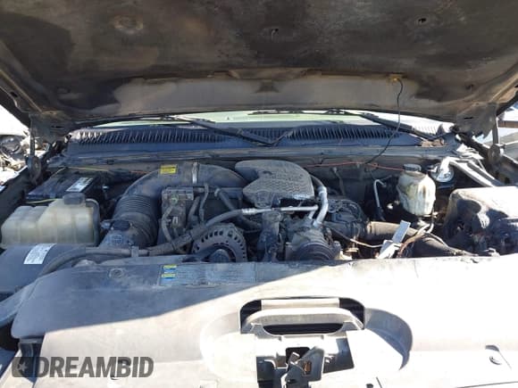 ✅ 2007 Chevrolet Silverado 2500HD LT1 • VIN: 1GCHK23DX7F190453 • Lot: 42262619. Wystawiony na IAAI z przebiegiem Nie podano. Bezpłatny archiwum sprzedaży aukcyjnych z USA i szczegółowy raport historii pojazdu na DreamBid. Zdjęcie 10.