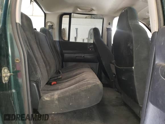 2001 Dodge Dakota Sport with VIN 1B7HG2AZ51S306530, listed as a Copart auction lot 60946554 with Not provided miles and Clean title. Bid and sale history available at DreamBid. Image 10.