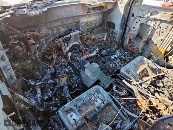 ✅ 2014 Jeep Patriot Latitude • VIN: 1C4NJRFB4ED784537 • Lot: 82477675. Wystawiony na Copart z przebiegiem Nie podano. Bezpłatny archiwum sprzedaży aukcyjnych z USA i szczegółowy raport historii pojazdu na DreamBid. Zdjęcie 8.