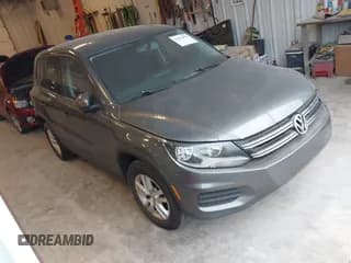 ✅ 2013 Volkswagen Tiguan SE • VIN: WVGBV7AXXDW011097 • Lot: 42911930. Listed on IAAI with 152,944 mi. Free auction sales archive from the USA and detailed vehicle history report at DreamBid. Image 1.