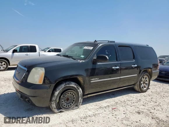 ✅ 2011 GMC Yukon XL Denali • VIN: 1GKS1MEFXBR299963 • Lot: 67390285. Listed on Copart with 295,610 mi. Free auction sales archive from the USA and detailed vehicle history report at DreamBid. Image 1.