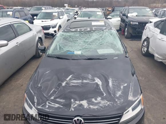 ✅ 2014 Volkswagen Jetta SE • VIN: 3VWD17AJ2EM441192 • Lot: 43787918. Listed on IAAI with 93,206 mi. Free auction sales archive from the USA and detailed vehicle history report at DreamBid. Image 6.