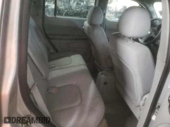 ✅ 2008 Chevrolet HHR LS • VIN: 3GNDA13DX8S598385 • Lot: 48110115. Listed on Copart with 97,028 mi. Free auction sales archive from the USA and detailed vehicle history report at DreamBid. Image 10.