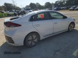 ✅ 2020 Hyundai Ioniq SE • VIN: KMHC75LCXLU186621 • Lot: 76201674. Wystawiony na Copart z przebiegiem 83 171 mil. Bezpłatny archiwum sprzedaży aukcyjnych z USA i szczegółowy raport historii pojazdu na DreamBid. Zdjęcie 3.