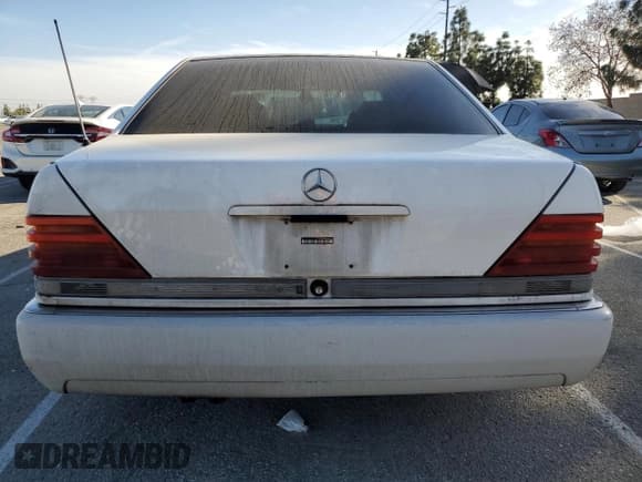 ✅ 1994 Mercedes-Benz S 320 • VIN: WDBGA32E6RA177390 • Lot: 47685975. Listed on Copart with Not provided. Free auction sales archive from the USA and detailed vehicle history report at DreamBid. Image 6.