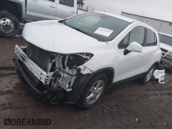✅ 2020 Chevrolet Trax LS • VIN: KL7CJKSB1LB324309 • Lot: 43524899. Listed on IAAI with 71,767 mi. Free auction sales archive from the USA and detailed vehicle history report at DreamBid. Image 2.