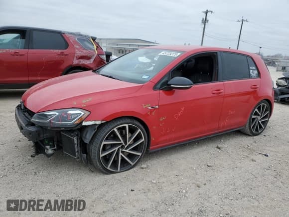 ✅ 2018 Volkswagen Golf R • VIN: WVWVF7AU0JW067324 • Lot: 45723225. Wystawiony na Copart z przebiegiem 96 309 mil. Bezpłatny archiwum sprzedaży aukcyjnych z USA i szczegółowy raport historii pojazdu na DreamBid. Zdjęcie 1.