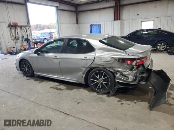 ✅ 2021 Toyota Camry SE • VIN: 4T1G11BKXMU025384 • Лот: 91350665. Опубликован ранее на Copart с пробегом 48 150 миль. Бесплатный доступ к архиву аукционных продаж из США и подробный отчёт об истории автомобиля на DreamBid. Изображение 2.
