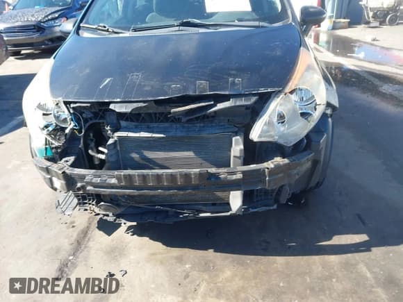 ✅ 2013 Kia Rio EX • VIN: KNADN5A31D6193199 • Lot: 43662679. Wystawiony na IAAI z przebiegiem 229 819 mil. Bezpłatny archiwum sprzedaży aukcyjnych z USA i szczegółowy raport historii pojazdu na DreamBid. Zdjęcie 6.