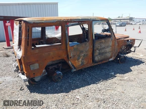 ✅ 2018 Mercedes-Benz G • VIN: WDCYC3KH2JX288783 • Lot: 42194966. Listed on IAAI with Not provided. Free auction sales archive from the USA and detailed vehicle history report at DreamBid. Image 4.