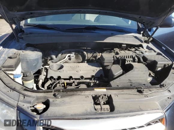 ✅ 2012 Hyundai Santa Fe GLS • VIN: 5XYZGDAB4CG114253 • Lot: 73595404. Listed on Copart with 111,190 mi. Free auction sales archive from the USA and detailed vehicle history report at DreamBid. Image 12.