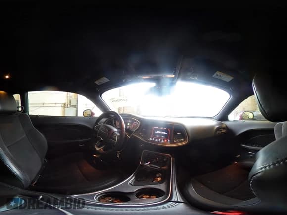 ✅ 2018 Dodge Challenger GT • VIN: 2C3CDZGG6JH252782 • Лот: 42252624. Опубликован ранее на IAAI с пробегом 94 663 миль. Бесплатный доступ к архиву аукционных продаж из США и подробный отчёт об истории автомобиля на DreamBid. Изображение 18.