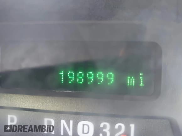 ✅ 2005 Ford F-250 XL • VIN: 1FTSW21P75EC79181 • Lot: 42098923. Listed on IAAI with 198,999 mi. Free auction sales archive from the USA and detailed vehicle history report at DreamBid. Image 15.