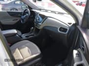 ✅ 2019 Chevrolet Equinox Premier • VIN: 2GNAXNEV0K6185265 • Lot: 40683144. Listed on IAAI with 137,222 mi. Free auction sales archive from the USA and detailed vehicle history report at DreamBid. Image 5.