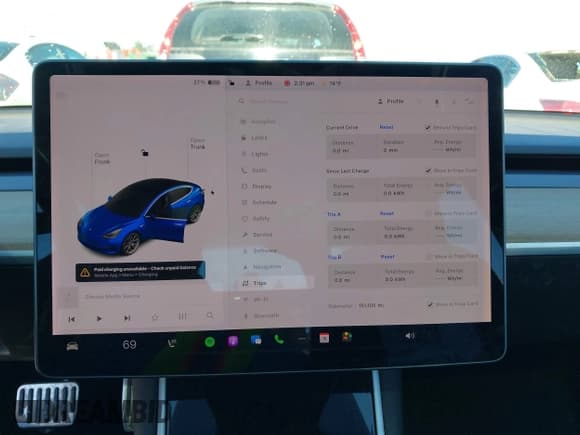 ✅ 2019 Tesla Model 3 Mid Range • VIN: 5YJ3E1EA9KF411696 • Lot: 43458080. Wystawiony na IAAI z przebiegiem 151 105 mil. Bezpłatny archiwum sprzedaży aukcyjnych z USA i szczegółowy raport historii pojazdu na DreamBid. Zdjęcie 7.