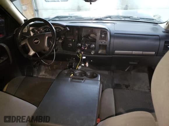 ✅ 2009 Chevrolet Silverado 1500 Work Truck • VIN: 1GCEK19009Z260092 • Lot: 82643704. Listed on Copart with Not provided. Free auction sales archive from the USA and detailed vehicle history report at DreamBid. Image 8.