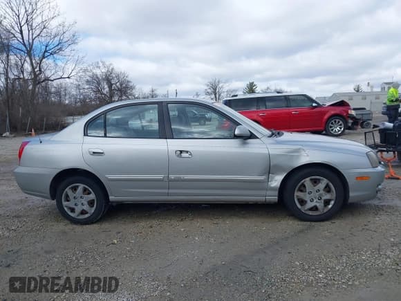 ✅ 2005 Hyundai Elantra GLS • VIN: KMHDN46D25U932331 • Lot: 41727007. Wystawiony na IAAI z przebiegiem 172 422 mil. Bezpłatny archiwum sprzedaży aukcyjnych z USA i szczegółowy raport historii pojazdu na DreamBid. Zdjęcie 13.